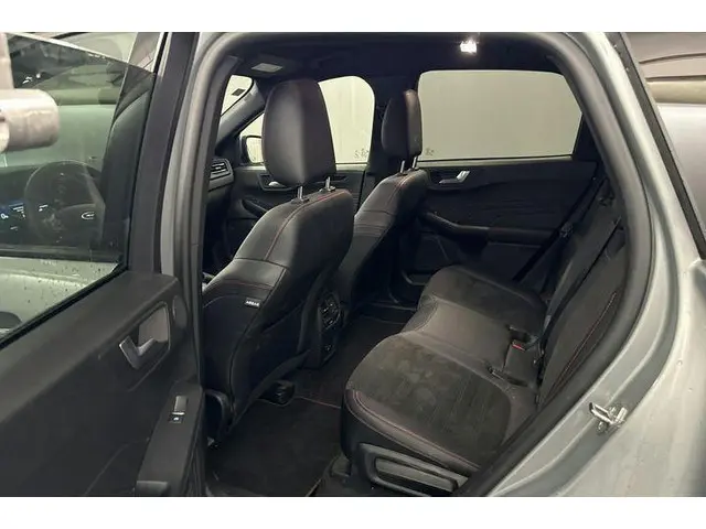 Ford Kuga 2.5 PHEV ST-Line X 2022 Hybride Benzine 6