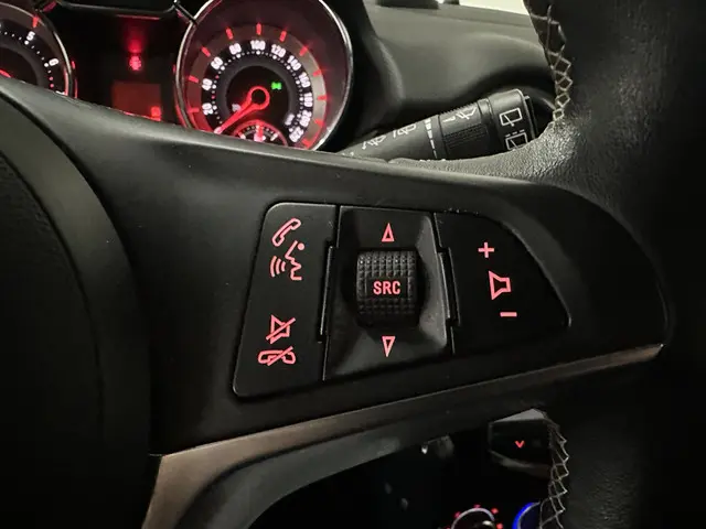 Opel ADAM 1.2 Glam 2014 Benzine 14