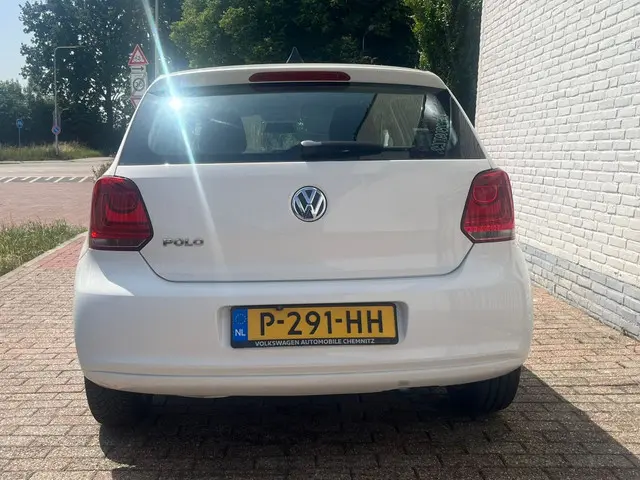 Volkswagen Polo 1.2 Easyline 2013 Benzine 18
