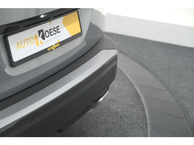 Peugeot 2008 PureTech 130 EAT8 Allure 2024 Benzine 61