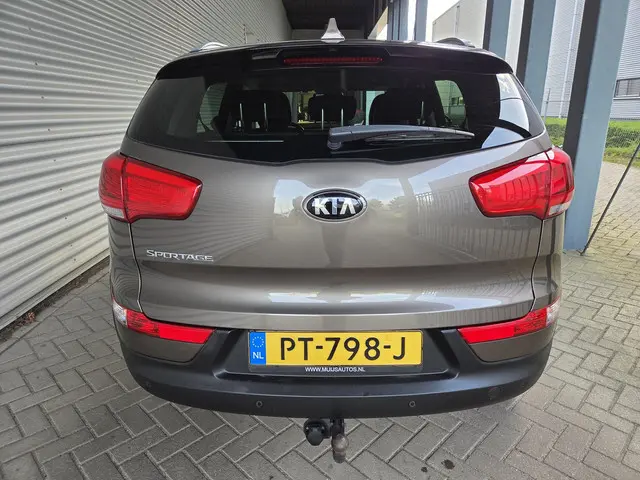 Kia Sportage 1.6 GDI World Cup Edition 2014 Benzine 12