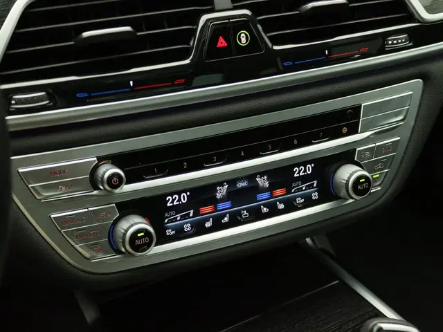 BMW 7 Serie Sedan 745e 2020 Hybride Benzine 21