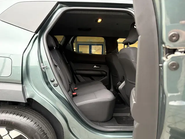 Dacia Duster 1.6 Hybrid Journey 2025 Hybride Benzine 5