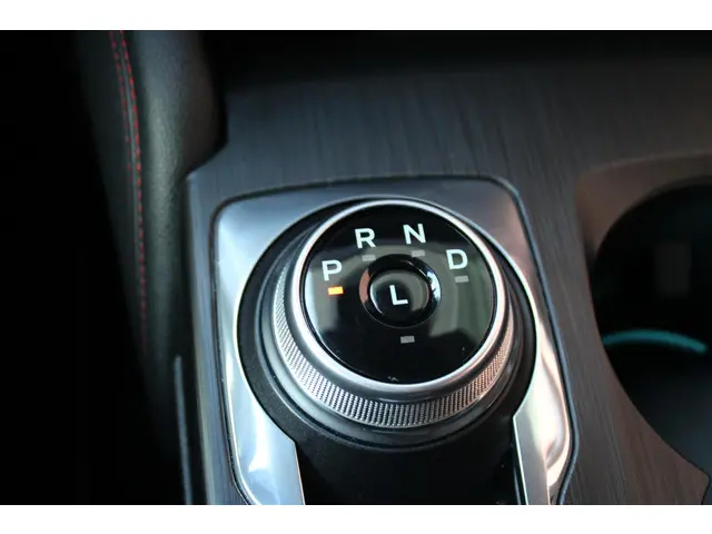 Ford Focus Wagon 1.5 EcoBlue ST Line X 2024 Diesel 27