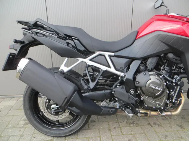 Suzuki V-Strom 800 2025 Benzine 6