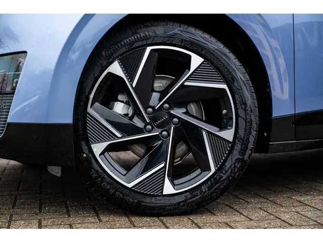 Lynk & Co 02 More 66 KW 2026 Elektrisch 33