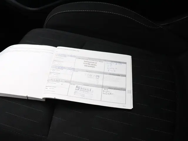 Renault Mégane Estate 1.3 TCe Limited 2019 Benzine 24