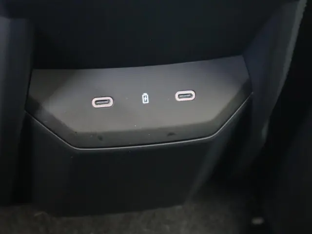 Lynk & Co 01 1.5 More 2026 Hybride Benzine 39