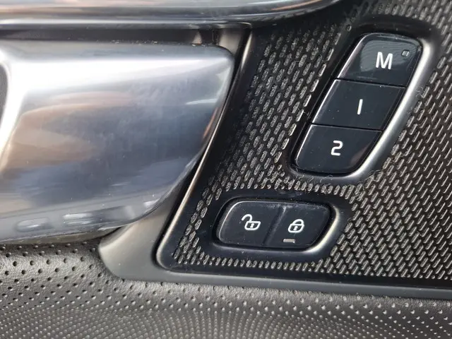 Volvo V90 2.0 B4 Inscription 2020 Hybride Benzine 21