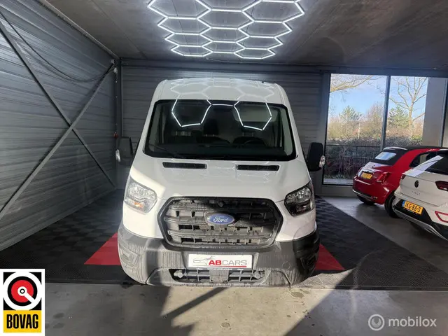Ford Transit 2