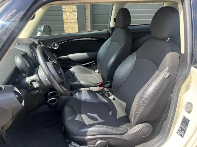 MINI Cooper Mini 1.6 Automaat 2012 Benzine 7