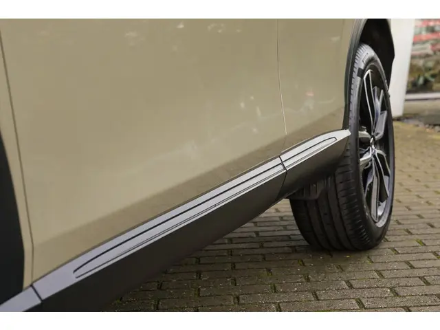 Honda HR-V 1.5i e:HEV ELEGANCE 2022 Hybride Benzine 14