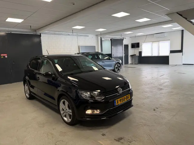 Volkswagen Polo 1.2 TSI Highline 2016 Benzine 3