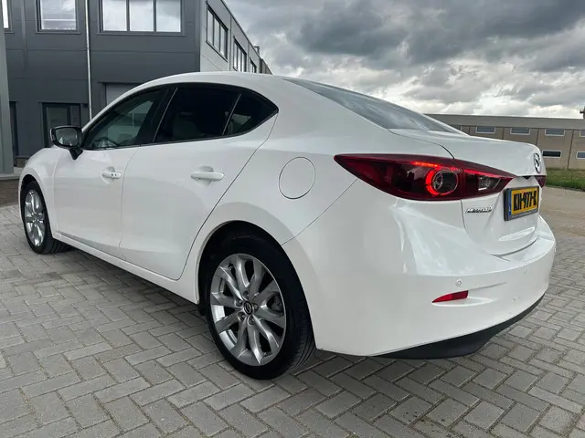 Mazda 3 2.0 GT-M // SEDAN // Leer // Navi // PDC // LED // 2016 Benzine 20