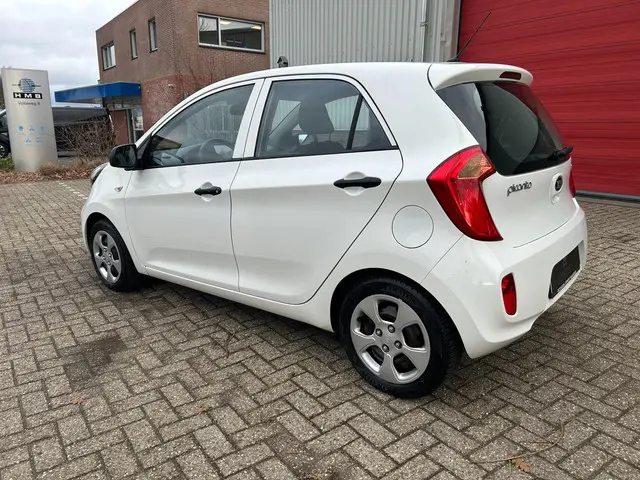 Kia Picanto 2