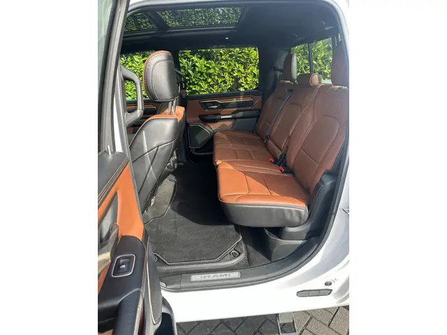 Dodge Ram 1500 5.7 V8 4x4 Crew Cab Longhorn 2021 LPG/Gas 7