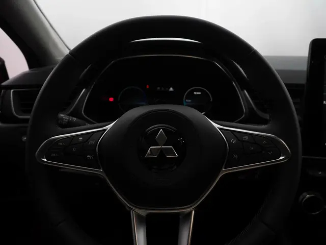 Mitsubishi ASX 1.6 PHEV AT Intense+ 2025 Hybride Benzine 16