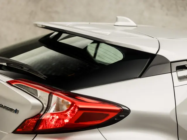 Toyota C-HR 1.8 Hybrid Sport 2018 Hybride Benzine 31