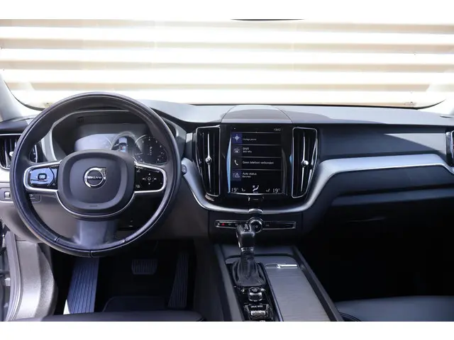 Volvo XC60 T5 AWD Inscription 2017 Benzine 16