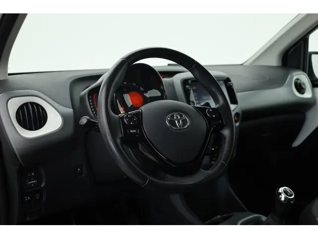 Toyota Aygo 1.0 VVT-i x-play 2021 Benzine 5