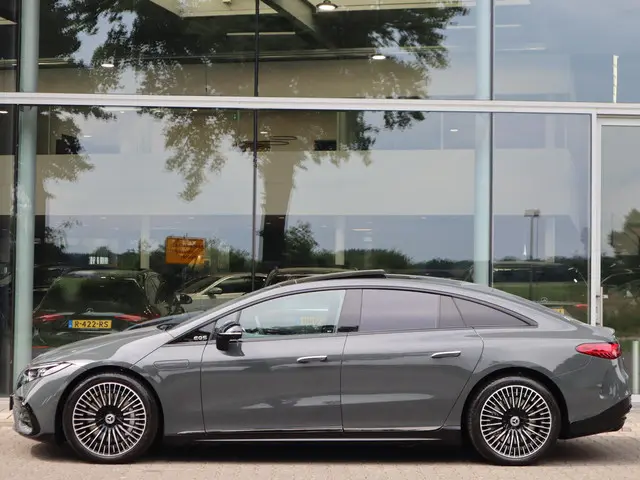 Mercedes-Benz EQS 450+ AMG Line 118 kWh 2025 Elektrisch 4