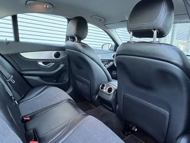 Mercedes-Benz C-Klasse 180 Prestige 2014 Benzine 25