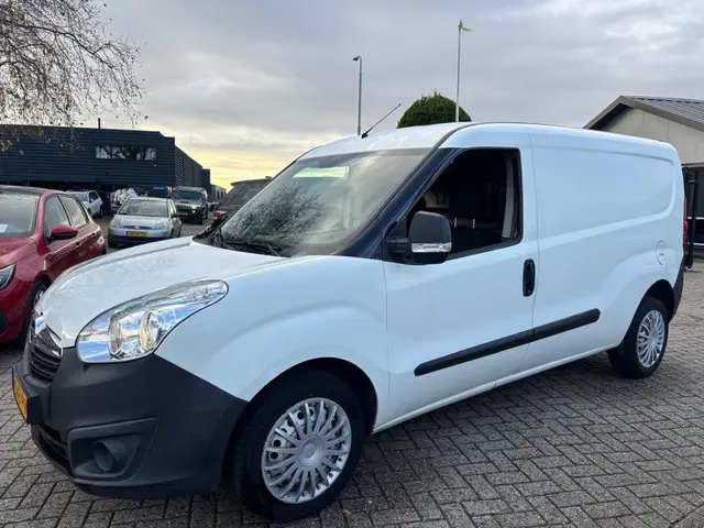 Opel Combo 1.3 CDTi L2H1 Wit Lang 2018 2018 Diesel 8