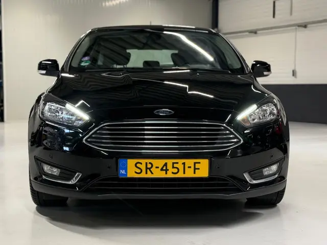 Ford Focus 1.0 Titanium Navi|Trekhaak|PDC! 2018 Benzine 7