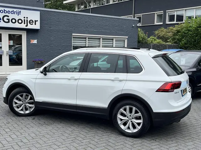 Volkswagen Tiguan 1.4 TSi Connected 2017 Benzine 8