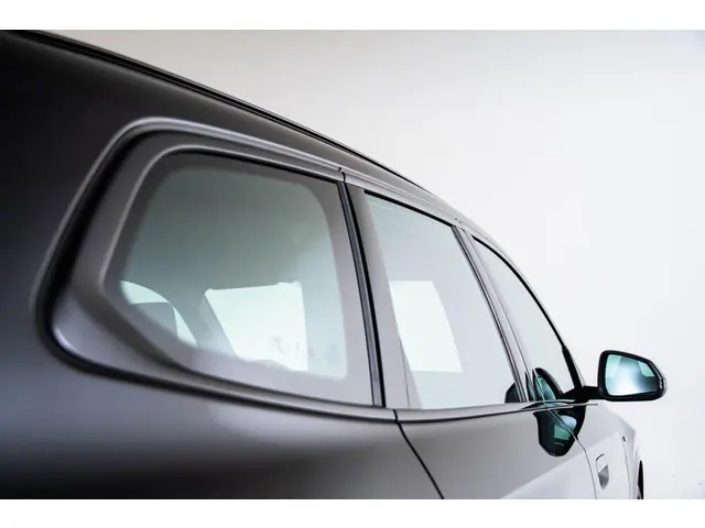 BMW X1 xDrive30e 2024 Hybride Benzine 24