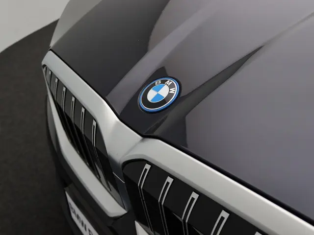 BMW 5 Serie Sedan 550e xDrive 2024 Hybride Benzine 7