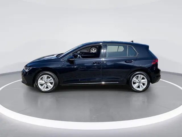 Volkswagen Golf 1.0 eTSI 110pk DSG Life 2024 Benzine 5