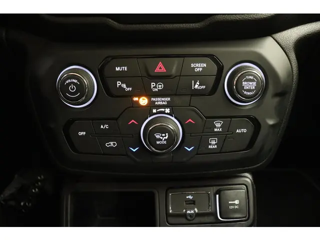 Jeep Renegade 1.5T e-Hybrid Upland 2022 Benzine 26
