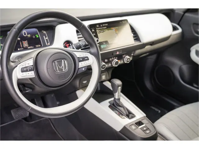 Honda Jazz 1.5i e:HEV EXECUTIVE 2022 Hybride Benzine 7
