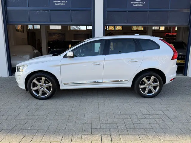 Volvo XC60 2.0 T5 FWD Summum 2014 Benzine 3