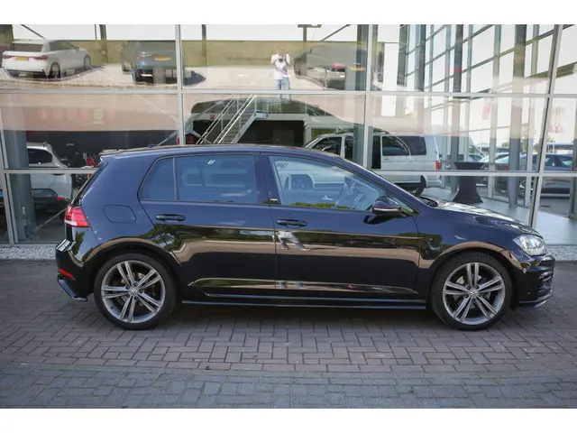 Volkswagen Golf 1.4 TSI | R-line 2017 Benzine 19