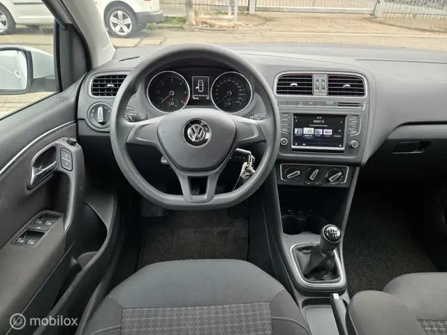Volkswagen Polo 1.4 TDI Comfortline 2016 Diesel 9