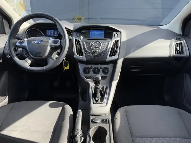 Ford Focus Wagon 1.0 EcoBoost Edition 2014 Benzine 10
