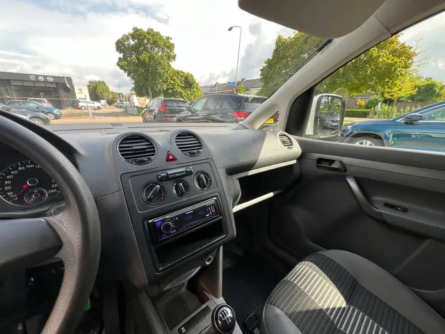 Volkswagen Caddy 1.2 TSI 2012 Benzine 24