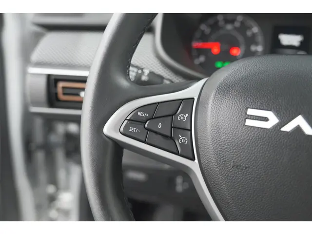 Dacia Sandero Stepway TCe 90 Expression 2023 Benzine 40