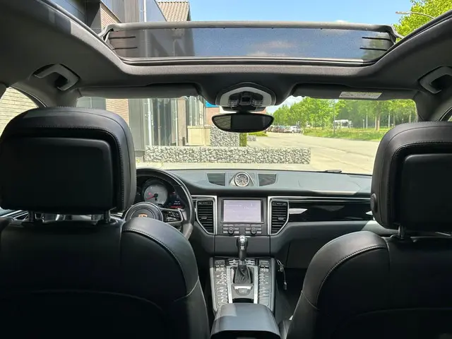 Porsche Macan 3.0 S | Full optie | 1 jaar apk | 2015 Benzine 13