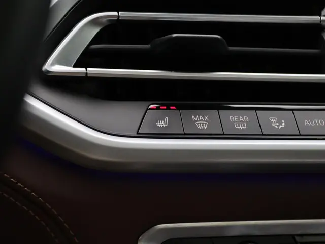 BMW X6 xDrive40i 2021 Benzine 20