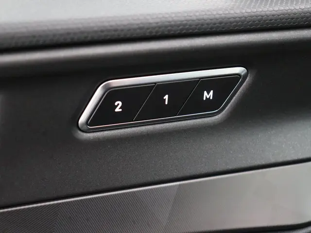 Lynk & Co 01 1.5 2022 Hybride Benzine 17