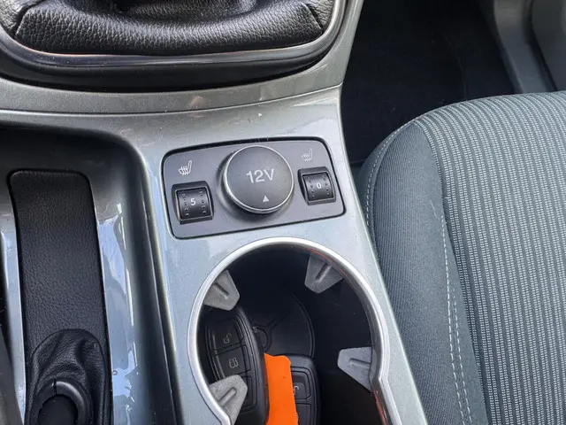 Ford C-MAX 1.0 Trekhaak,Pdc, Navigatie 2014 Benzine 29