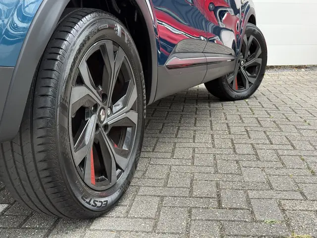 Renault Arkana 1.6 E-Tech Hybrid R.S. Line 2022 Benzine 19