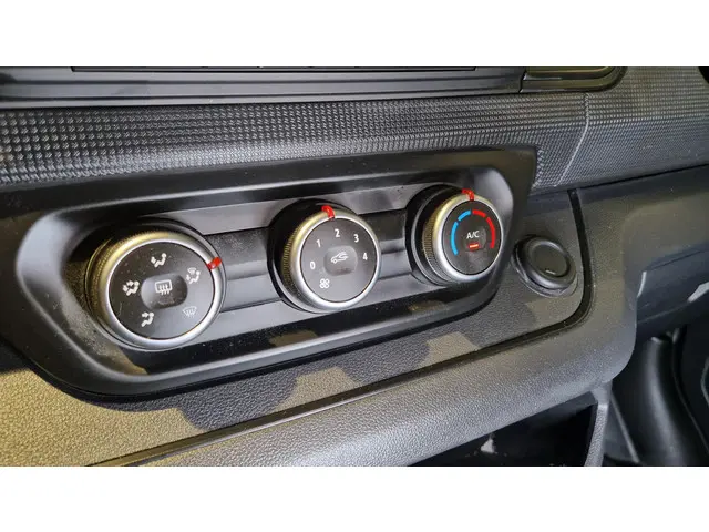 Renault Trafic 2.0 dCi 150 T29 L1H1 Comfort 2023 Diesel 9