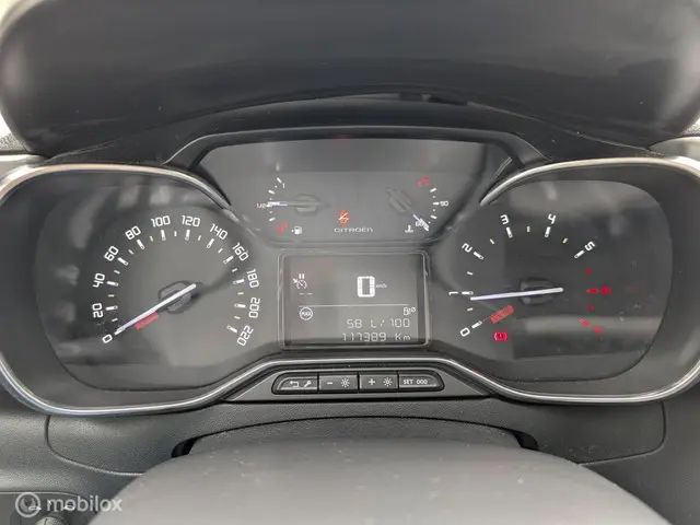 Citroën C3 1.2 PureTech ELLE 2017 Benzine 14