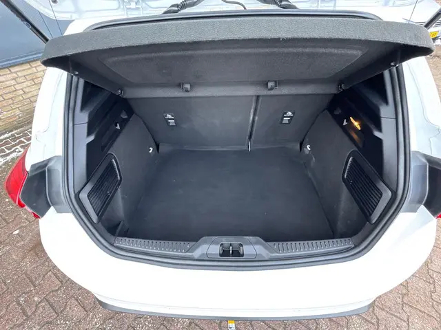 Ford Focus 1.5 EcoBoost ST Line Business 2020 Benzine 6