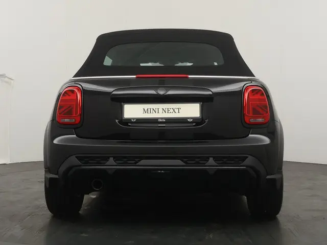 MINI Cooper Cabrio 3-deurs 2022 Benzine 10