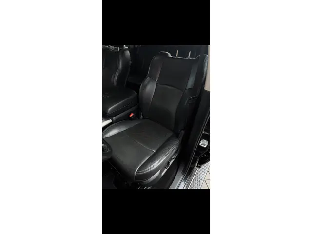 Dodge Ram 1500 5.7 V8 Quad Cab 6'4 2016 Benzine 26